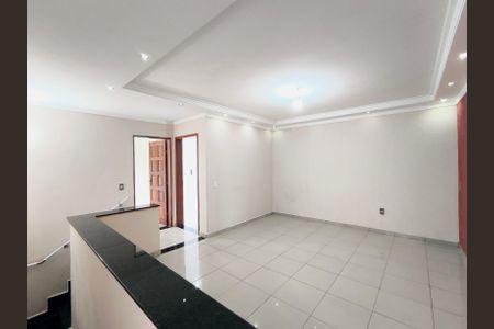 Sala de casa para alugar com 3 quartos, 140m² em Parque Residencial Jundiaí, Jundiaí