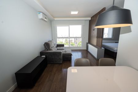 Sala de apartamento à venda com 1 quarto, 45m² em Petrópolis, Porto Alegre