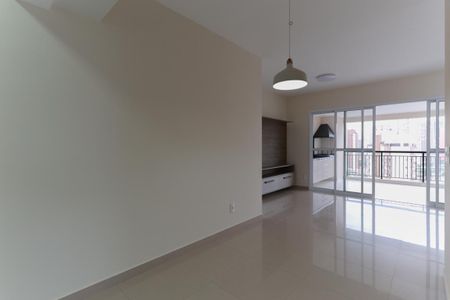 Apartamento para alugar com 92m², 2 quartos e 2 vagasSala