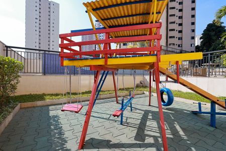 Apartamento para alugar com 92m², 2 quartos e 2 vagasÁrea comum - Playground