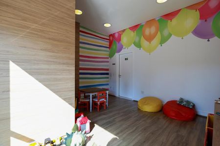 Apartamento para alugar com 92m², 2 quartos e 2 vagasÁrea comum - Brinquedoteca