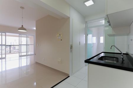 Apartamento para alugar com 92m², 2 quartos e 2 vagasCozinha