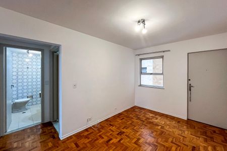 Sala de apartamento para alugar com 2 quartos, 51700m² em Paraíso, São Paulo