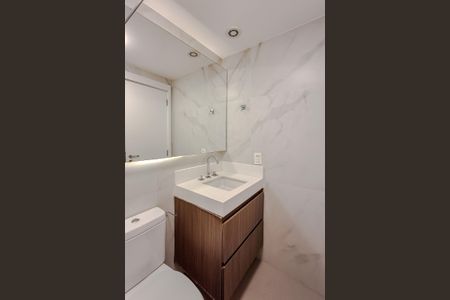 Apartamento à venda com 115m², 2 quartos e 2 vagas Apartamento à venda com 115m², 2 quartos e 2 vagasBanheiro