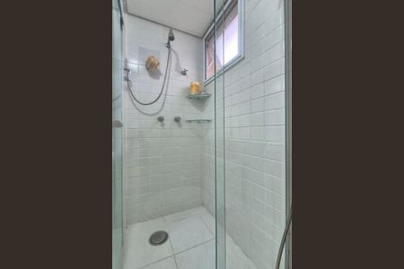 Apartamento para alugar com 70m², 2 quartos e 2 vagas Apartamento para alugar com 70m², 2 quartos e 2 vagasBanheiro da Suíte