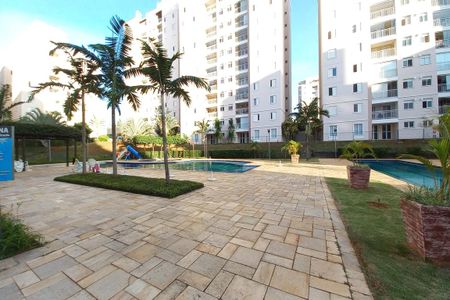 Apartamento para alugar com 70m², 2 quartos e 2 vagas Apartamento para alugar com 70m², 2 quartos e 2 vagasÁrea comum - Piscina