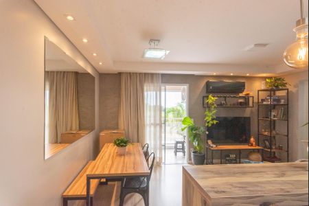 Apartamento para alugar com 70m², 2 quartos e 2 vagasSala