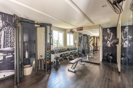 Apartamento para alugar com 70m², 2 quartos e 2 vagasÁrea comum - Academia