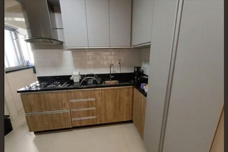 Apartamento à venda com 94m², 2 quartos e 1 vagaCozinha