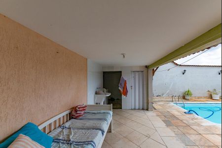 Casa para alugar com 551m², 5 quartos e 6 vagasÁrea de Serviço 2