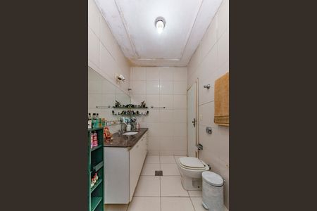 Casa para alugar com 551m², 5 quartos e 6 vagasBanheiro da Suíte 1