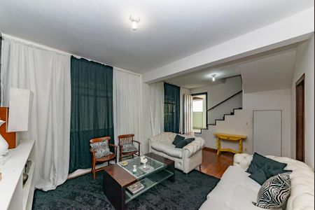 Casa para alugar com 551m², 5 quartos e 6 vagasSala 4