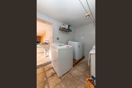 Casa para alugar com 551m², 5 quartos e 6 vagasÁrea de Serviço 2