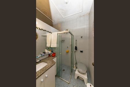 Casa para alugar com 551m², 5 quartos e 6 vagasBanheiro da Suíte 2