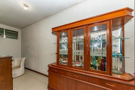 Casa para alugar com 551m², 5 quartos e 6 vagasEscritório 1