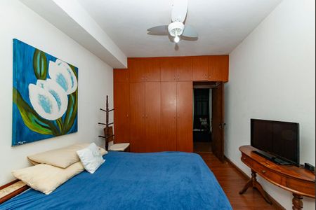 Casa para alugar com 551m², 5 quartos e 6 vagasSuíte 4