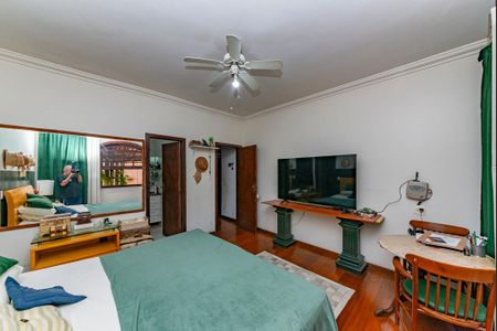 Casa para alugar com 551m², 5 quartos e 6 vagasSuíte 1