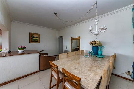 Casa para alugar com 551m², 5 quartos e 6 vagasSala 2