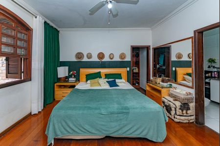 Casa para alugar com 551m², 5 quartos e 6 vagasSuíte 1