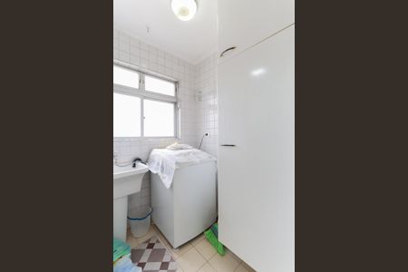 Apartamento para alugar com 70m², 3 quartos e 1 vagaÁrea de serviço