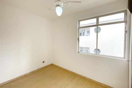 Apartamento à venda com 85m², 3 quartos e sem vaga Apartamento à venda com 85m², 3 quartos e sem vagaSuite 1