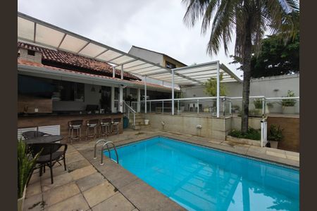 Casa de condomínio para alugar com 160m², 3 quartos e 1 vaga