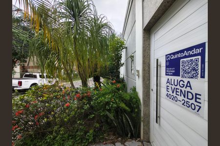 Casa de condomínio para alugar com 160m², 3 quartos e 1 vaga