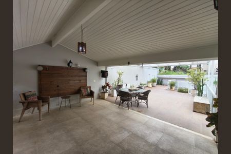 Casa de condomínio para alugar com 160m², 3 quartos e 1 vaga