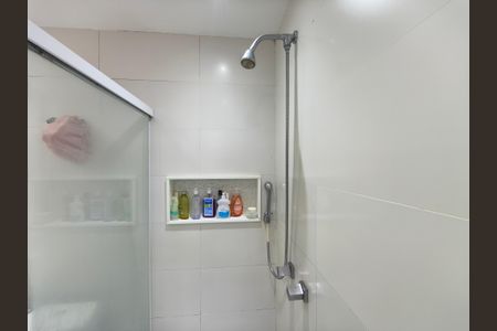 Casa de condomínio para alugar com 160m², 3 quartos e 1 vaga