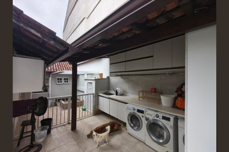 Casa de condomínio para alugar com 160m², 3 quartos e 1 vaga