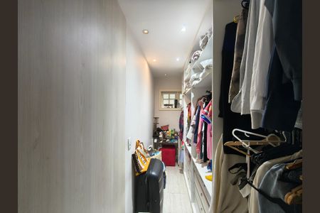 Casa de condomínio para alugar com 160m², 3 quartos e 1 vaga