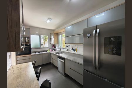 Casa de condomínio para alugar com 160m², 3 quartos e 1 vaga