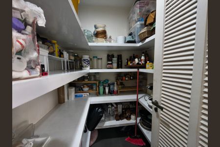 Casa de condomínio para alugar com 160m², 3 quartos e 1 vaga