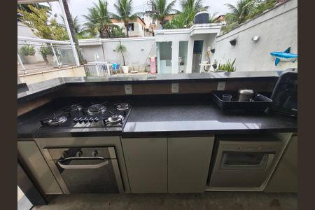 Casa de condomínio para alugar com 160m², 3 quartos e 1 vaga