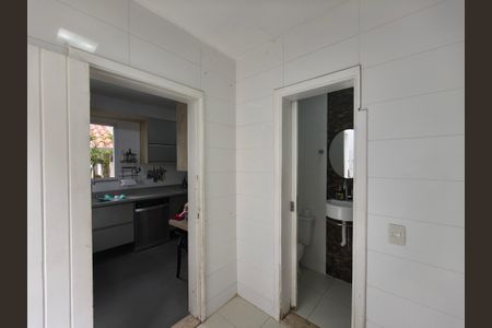 Casa de condomínio para alugar com 160m², 3 quartos e 1 vaga