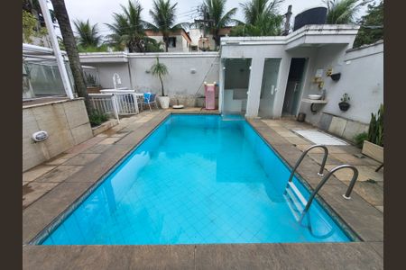 Casa de condomínio para alugar com 160m², 3 quartos e 1 vaga