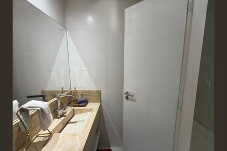 Casa de condomínio para alugar com 160m², 3 quartos e 1 vaga