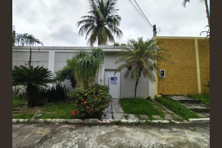 Casa de condomínio para alugar com 160m², 3 quartos e 1 vaga