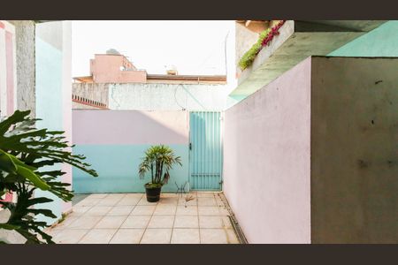 Casa para alugar com 180m², 2 quartos e 1 vaga Casa para alugar com 180m², 2 quartos e 1 vagaQuintal