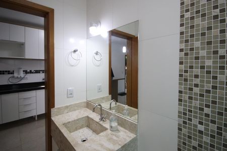 Banheiro de apartamento para alugar com 2 quartos, 45m² em Tucuruvi, São Paulo