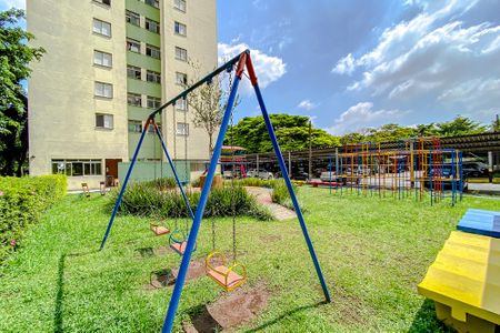 Apartamento para alugar com 60m², 2 quartos e 1 vagaÁrea comum - Playground
