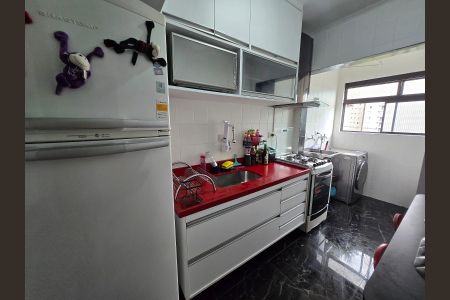Apartamento à venda com 56m², 2 quartos e 2 vagas Apartamento à venda com 56m², 2 quartos e 2 vagasCozinha