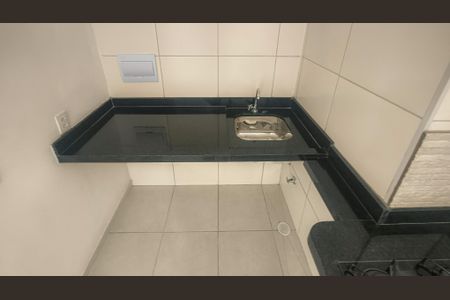 Apartamento para alugar com 34m², 2 quartos e sem vaga Apartamento para alugar com 34m², 2 quartos e sem vagaCozinha e Área de Serviço