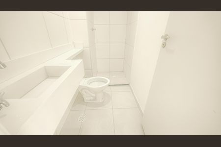 Apartamento para alugar com 34m², 2 quartos e sem vaga Apartamento para alugar com 34m², 2 quartos e sem vagaBanheiro