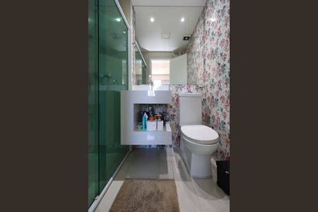 Banheiro de apartamento à venda com 1 quarto, 49m² em Vila Andrade, São Paulo