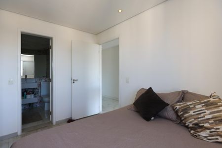 Quarto de apartamento à venda com 1 quarto, 49m² em Vila Andrade, São Paulo