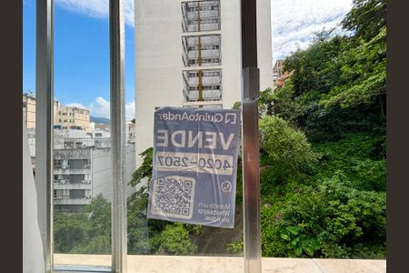 Apartamento à venda com 97m², 3 quartos e sem vagaPlaca