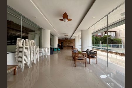 Apartamento à venda com 97m², 3 quartos e sem vagaÁrea comum - salão de festas