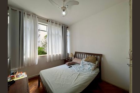 Apartamento à venda com 97m², 3 quartos e sem vagaQuarto 2