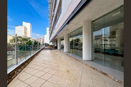 Apartamento à venda com 97m², 3 quartos e sem vagaÁrea comum